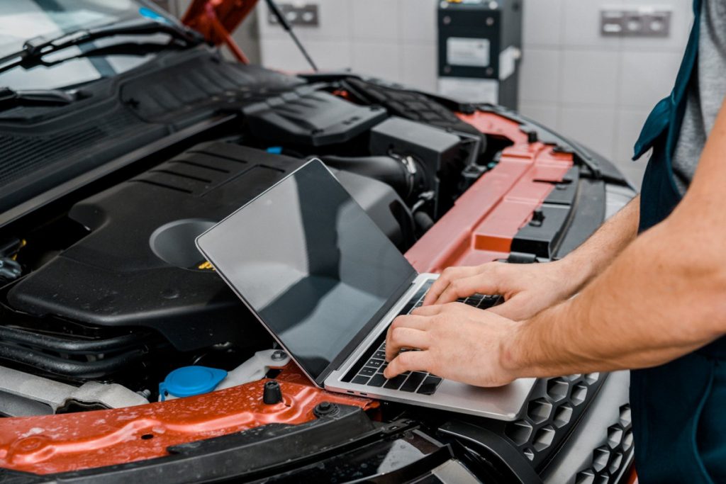 Paloni Motors - Servizio di diagnosi computerizzata per tutte le auto con centraline di vecchia e nuova generazione