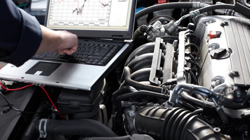 I meccanici e i nuovi sistemi per la diagnosi delle auto: cosa è bene prendere in considerazione